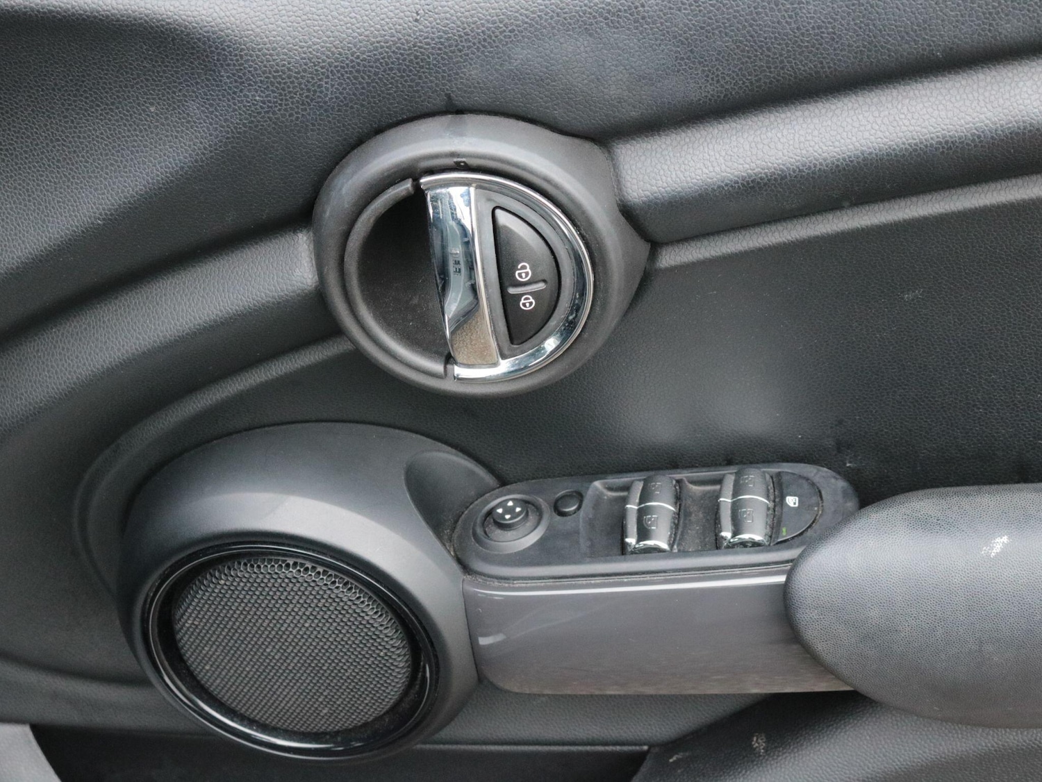 Used MINI Hatch 2017 for sale - 77537662: Photo 23