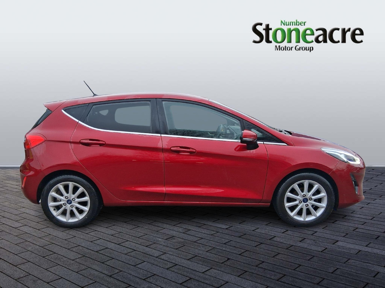 Used Ford Fiesta 2017 for sale - 77254562: Photo 2