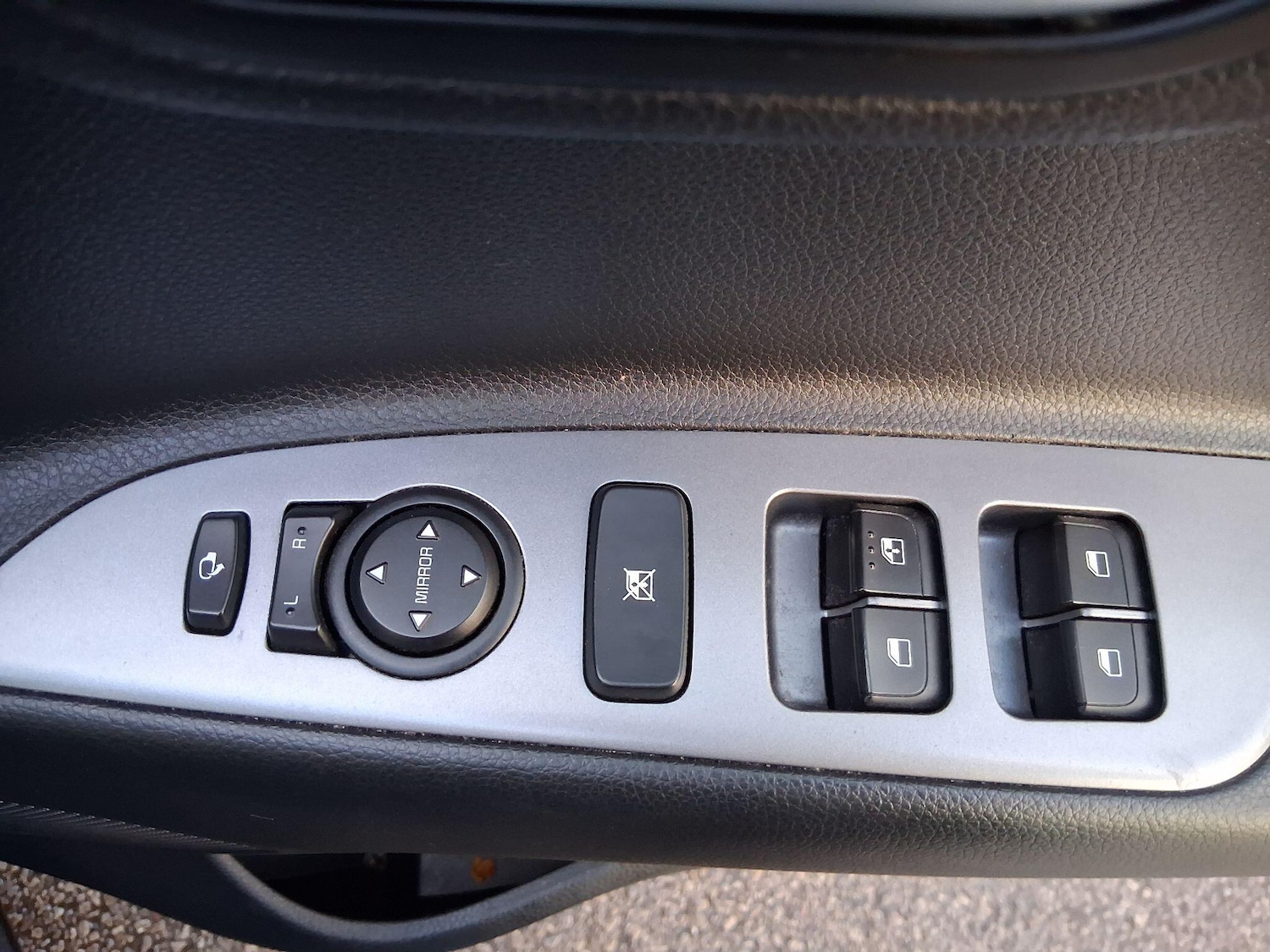 Used Kia Stonic 2022 for sale - 77039996: Photo 15