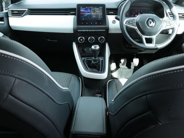 Used Renault Clio 2023 for sale - 75377902: Photo 12