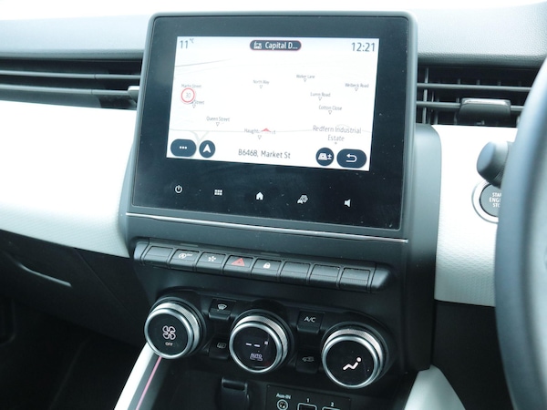 Used Renault Clio 2023 for sale - 75377902: Photo 17