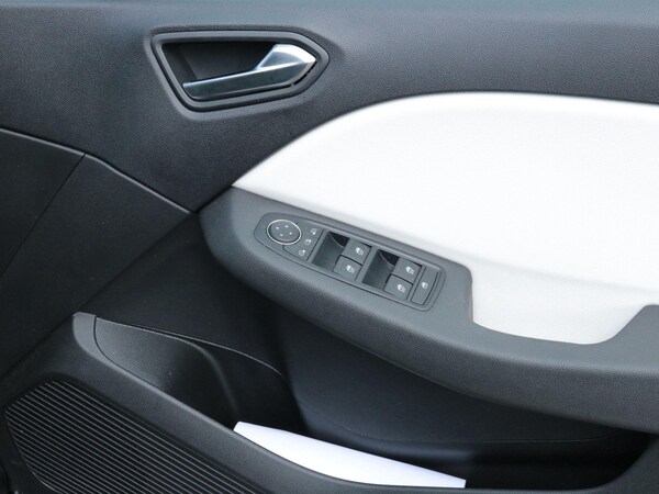Used Renault Clio 2023 for sale - 75377902: Photo 24