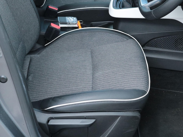Used Renault Clio 2023 for sale - 75377902: Photo 25