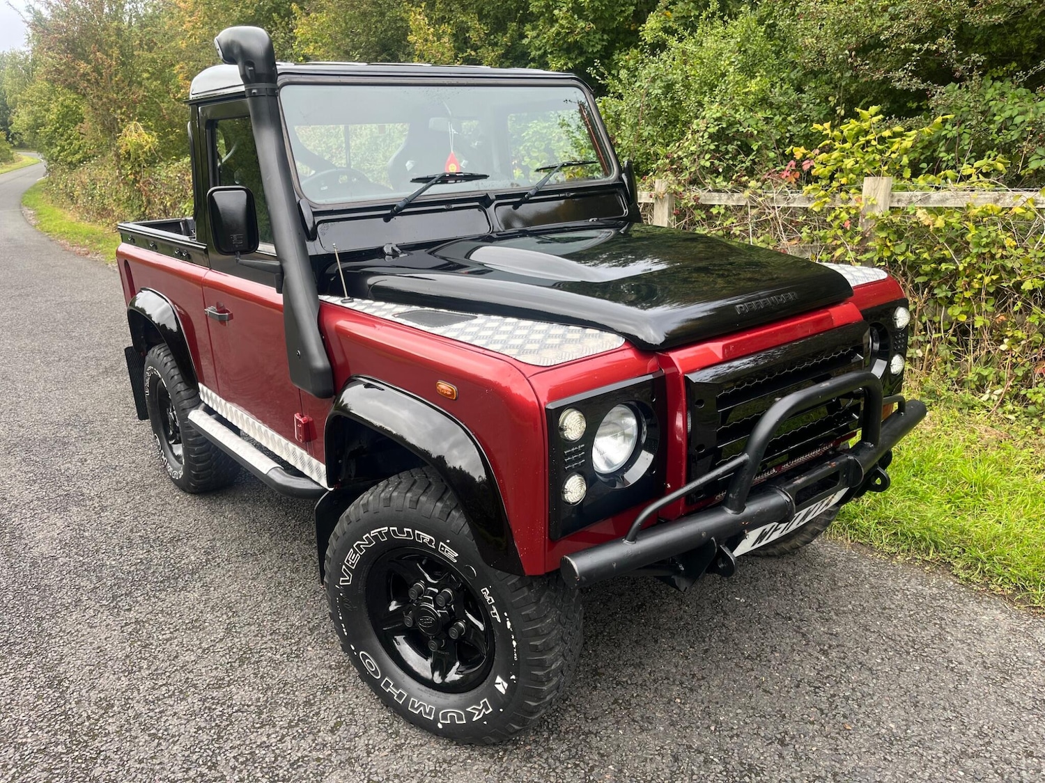 Used Land Rover Defender 90 2011 for sale - 75990440: Photo 1