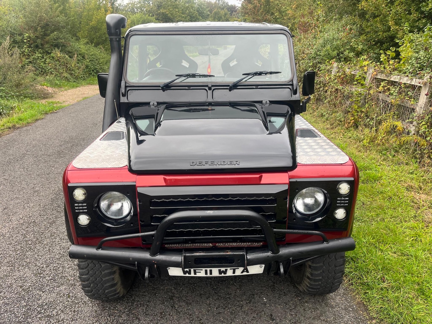 Used Land Rover Defender 90 2011 for sale - 75990440: Photo 10