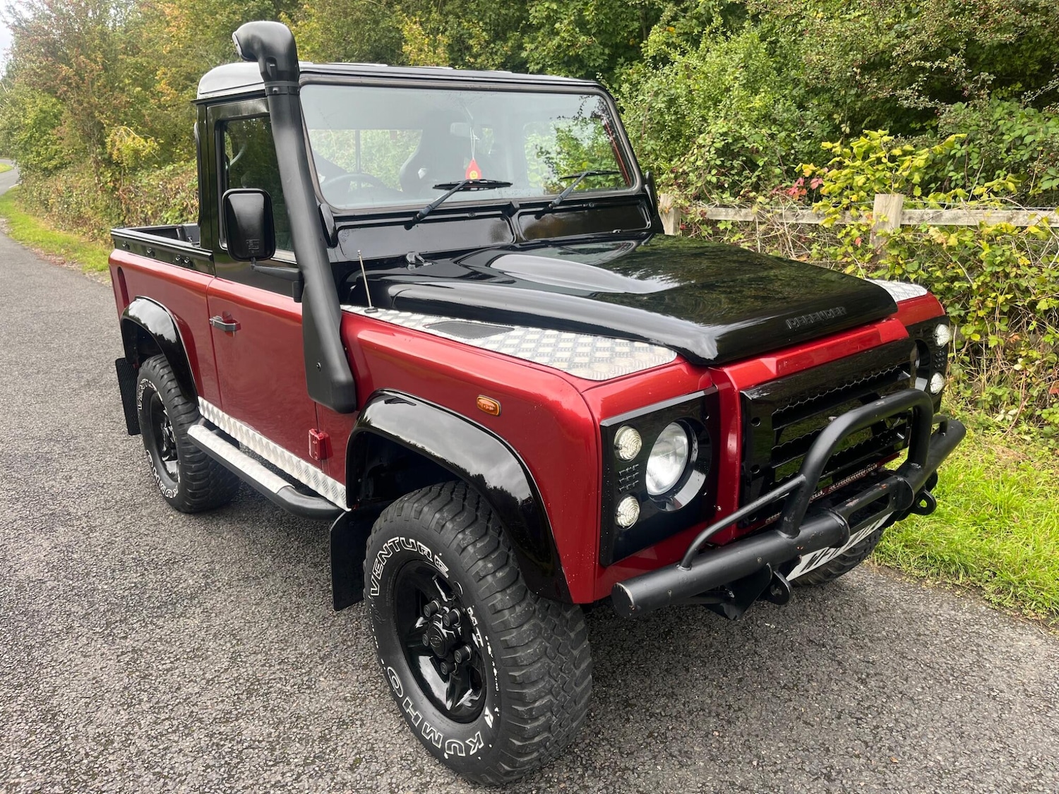Used Land Rover Defender 90 2011 for sale - 75990440: Photo 5