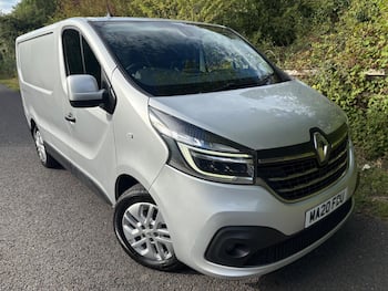 Renault Trafic feature image