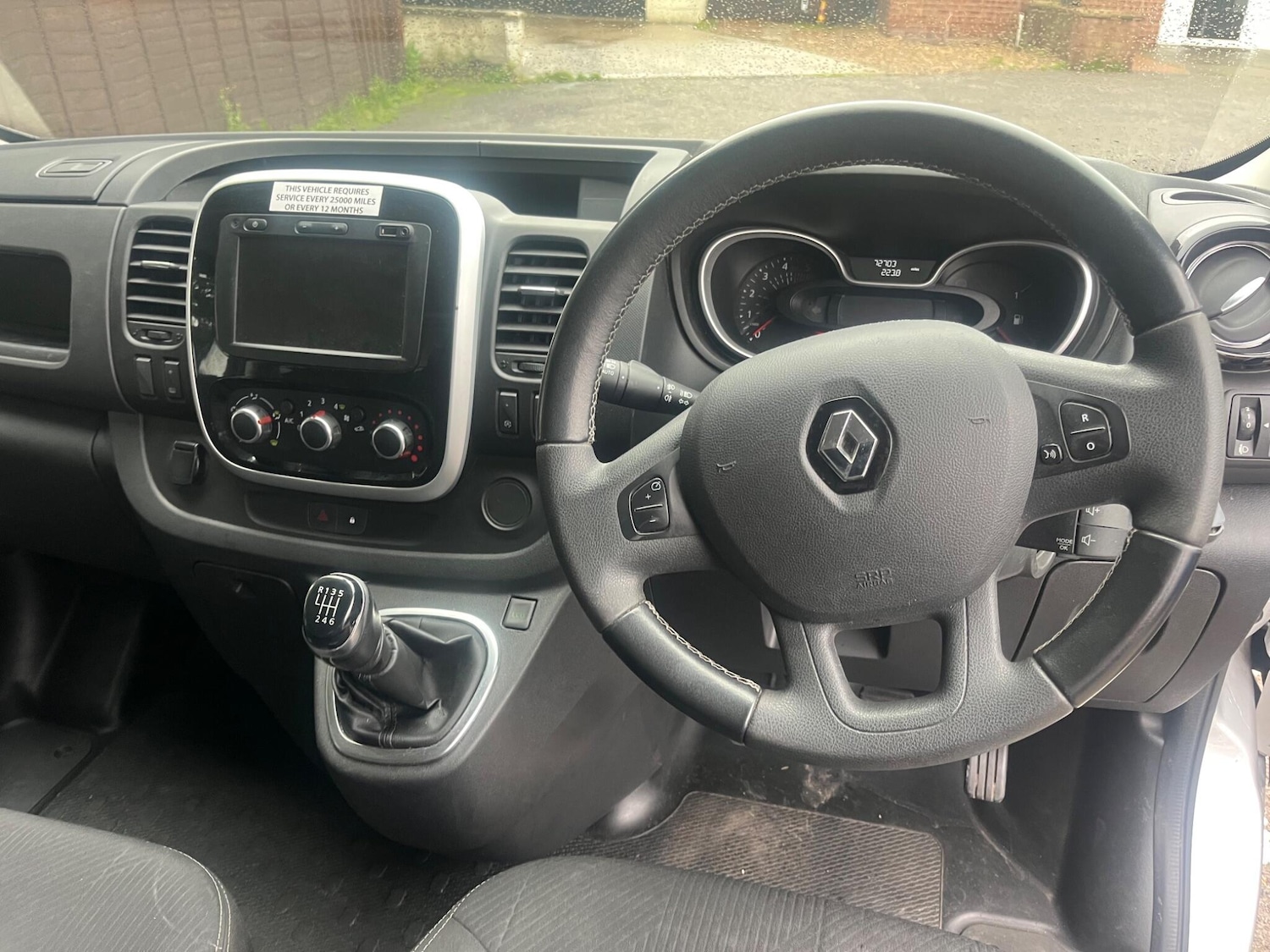 Used Renault Trafic 2020 for sale - 76538457: Photo 2