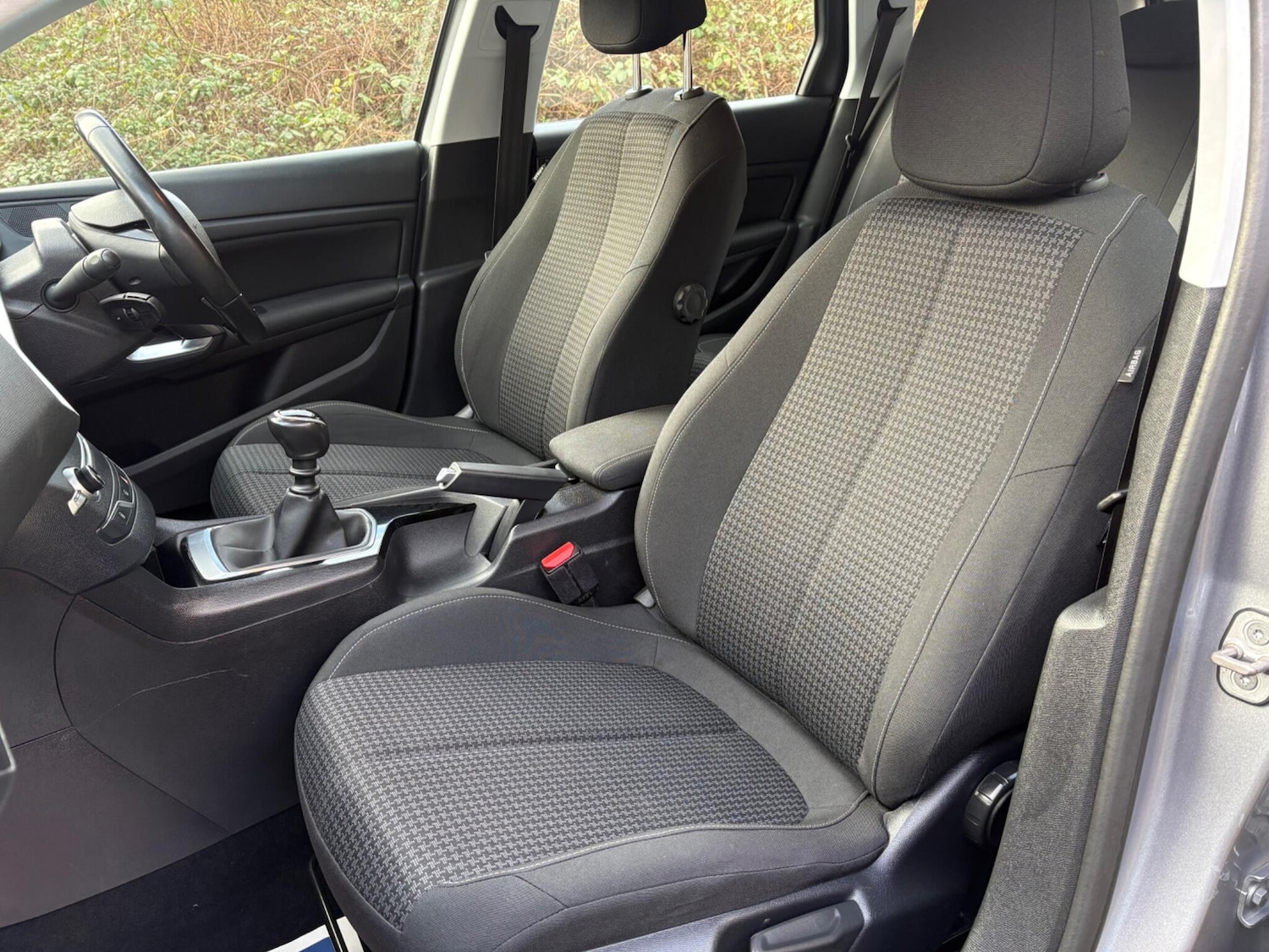 Used Peugeot 308 2019 for sale - 77537400: Photo 17