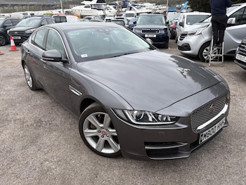 Used Jaguar XE 2016 for sale - 77853605: Photo