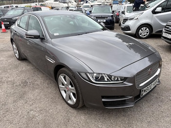 Used Jaguar XE 2016 for sale - 77853605: Photo