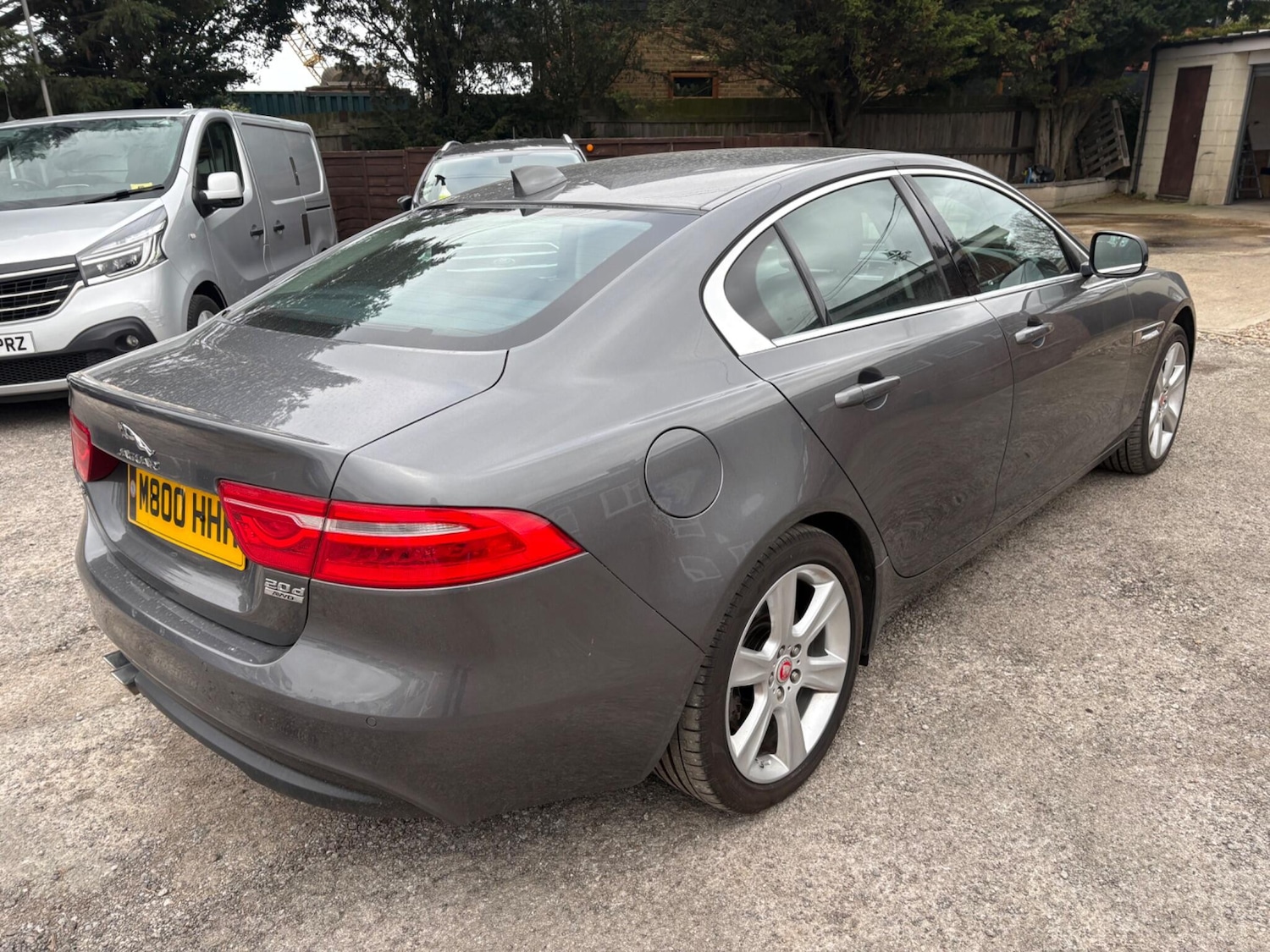 Used Jaguar XE 2016 for sale - 77853605: Photo 6