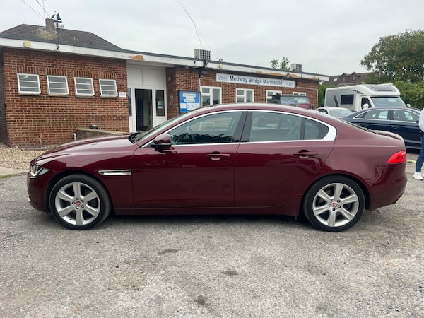Used Jaguar XE 2016 for sale - 76238841: Photo 11