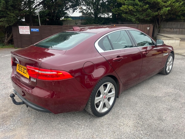 Used Jaguar XE 2016 for sale - 76238841: Photo 7