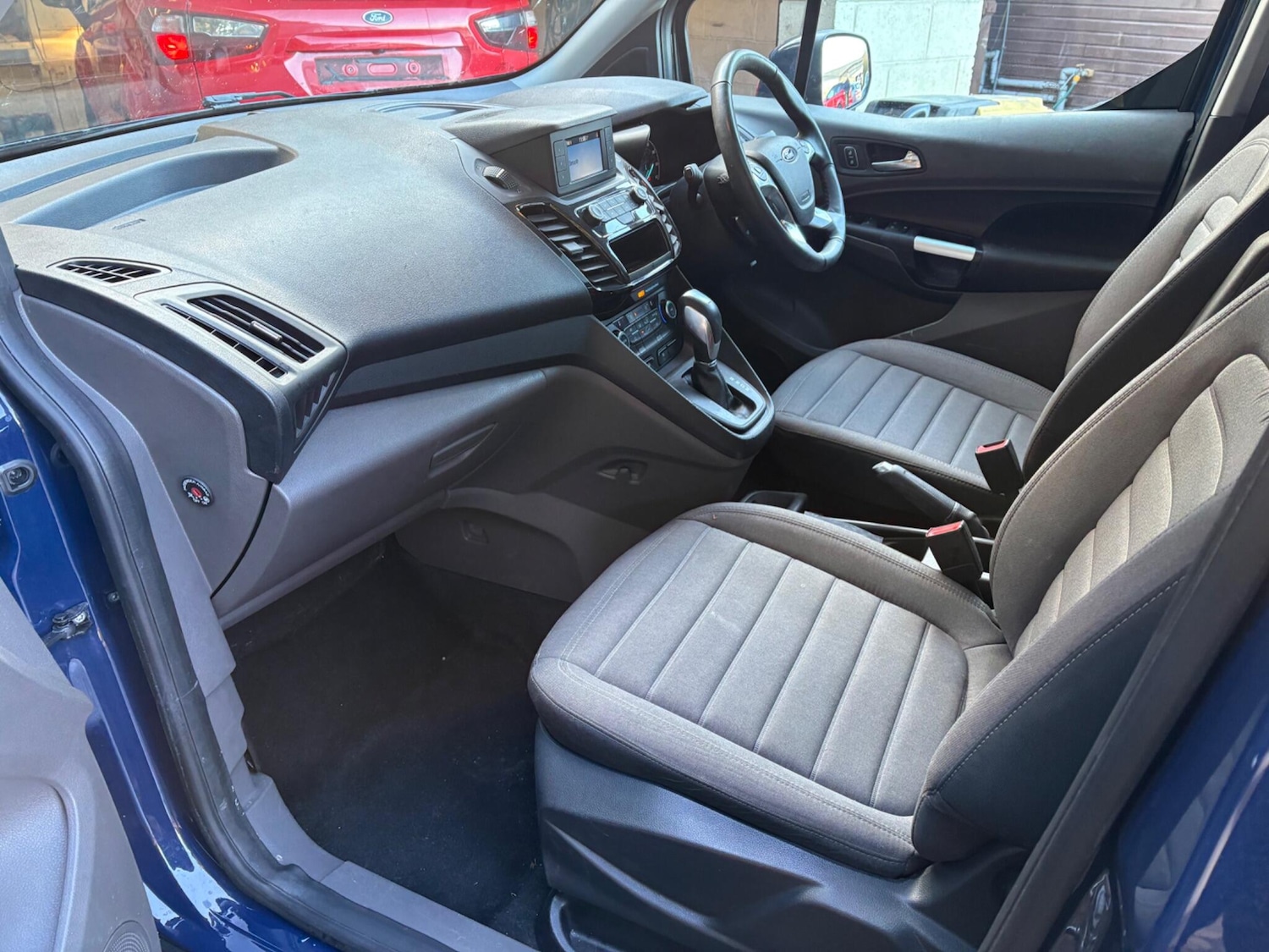 Used Ford Grand Tourneo Connect 2019 for sale - 77559322: Photo 11