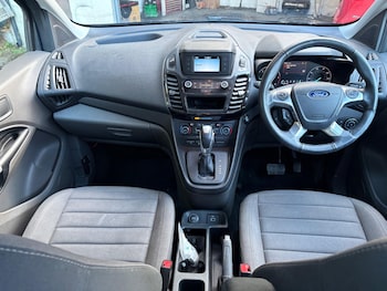 Used Ford Grand Tourneo Connect 2019 for sale - 77559322: Photo