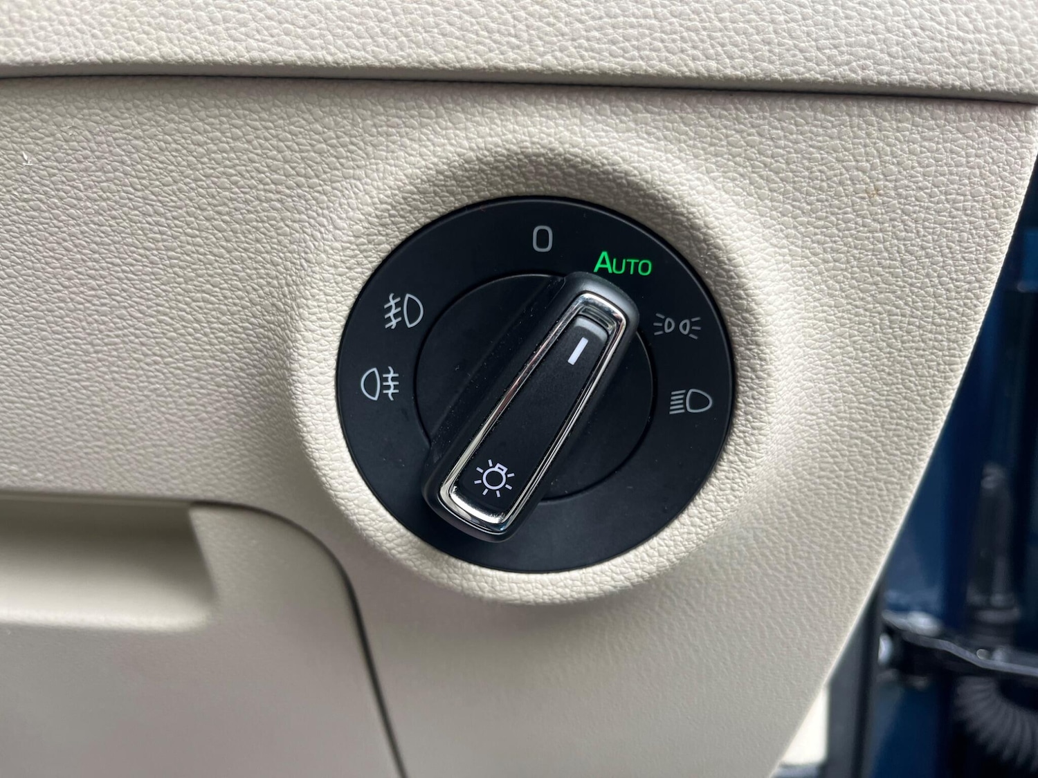 Used Skoda Karoq 2019 for sale - 76306645: Photo 24