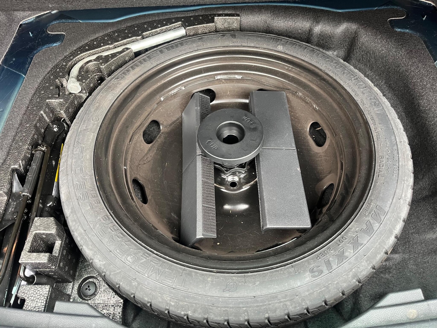 Used Skoda Karoq 2019 for sale - 76306645: Photo 4