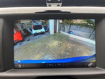 Used Jaguar XE 2016 for sale - 76823539: Photo