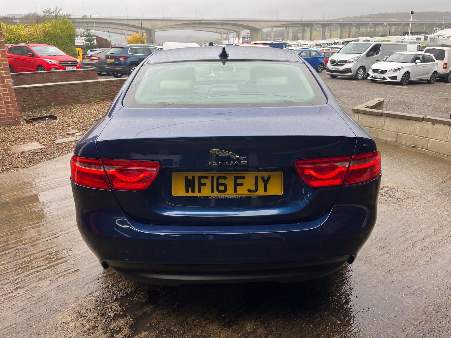 Used Jaguar XE 2016 for sale - 76823539: Photo 8