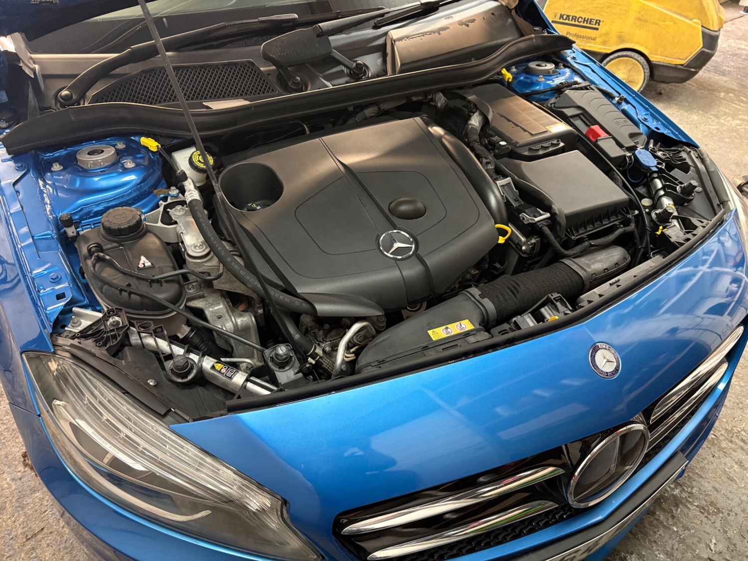 Used Mercedes-Benz A-Class 2015 for sale - 77783086: Photo 5