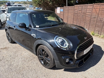 Used MINI Hatch 2019 for sale - 79465230: Photo