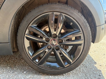 Used MINI Hatch 2019 for sale - 79465230: Photo