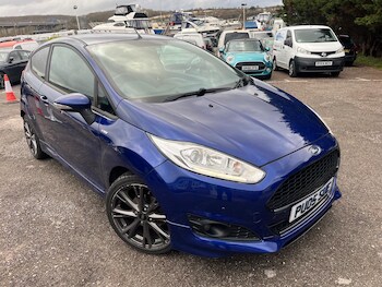 Used Ford Fiesta 2017 for sale - 77306175: Photo