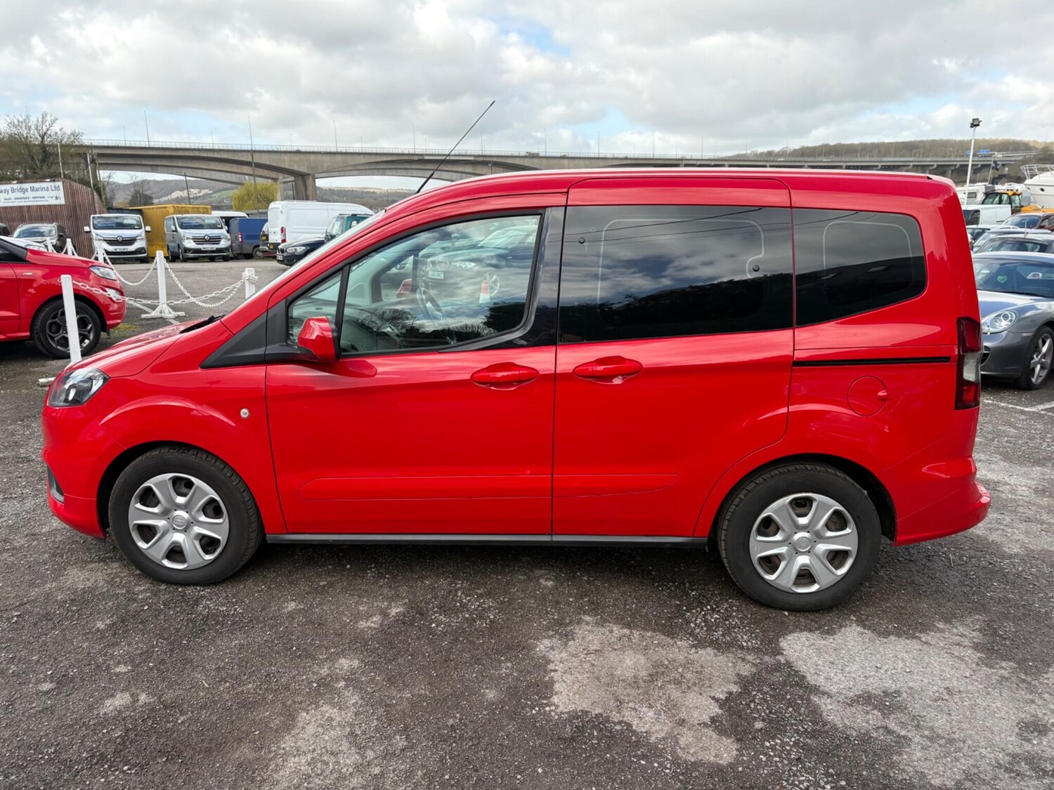 Used Ford Tourneo Courier 2019 for sale - 77839921: Photo 11