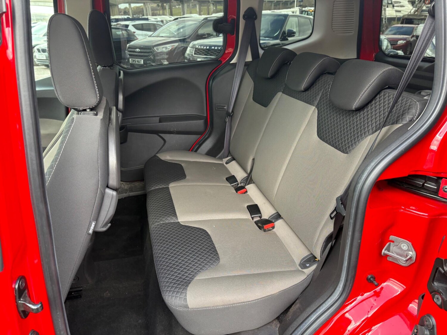 Used Ford Tourneo Courier 2019 for sale - 77839921: Photo 16