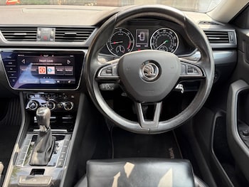 Used Skoda Superb 2017 for sale - 79255601: Photo