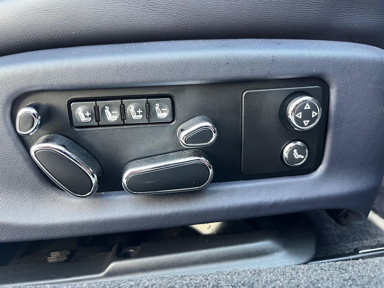 Used Bentley Continental 2022 for sale - 77015257: Photo 38