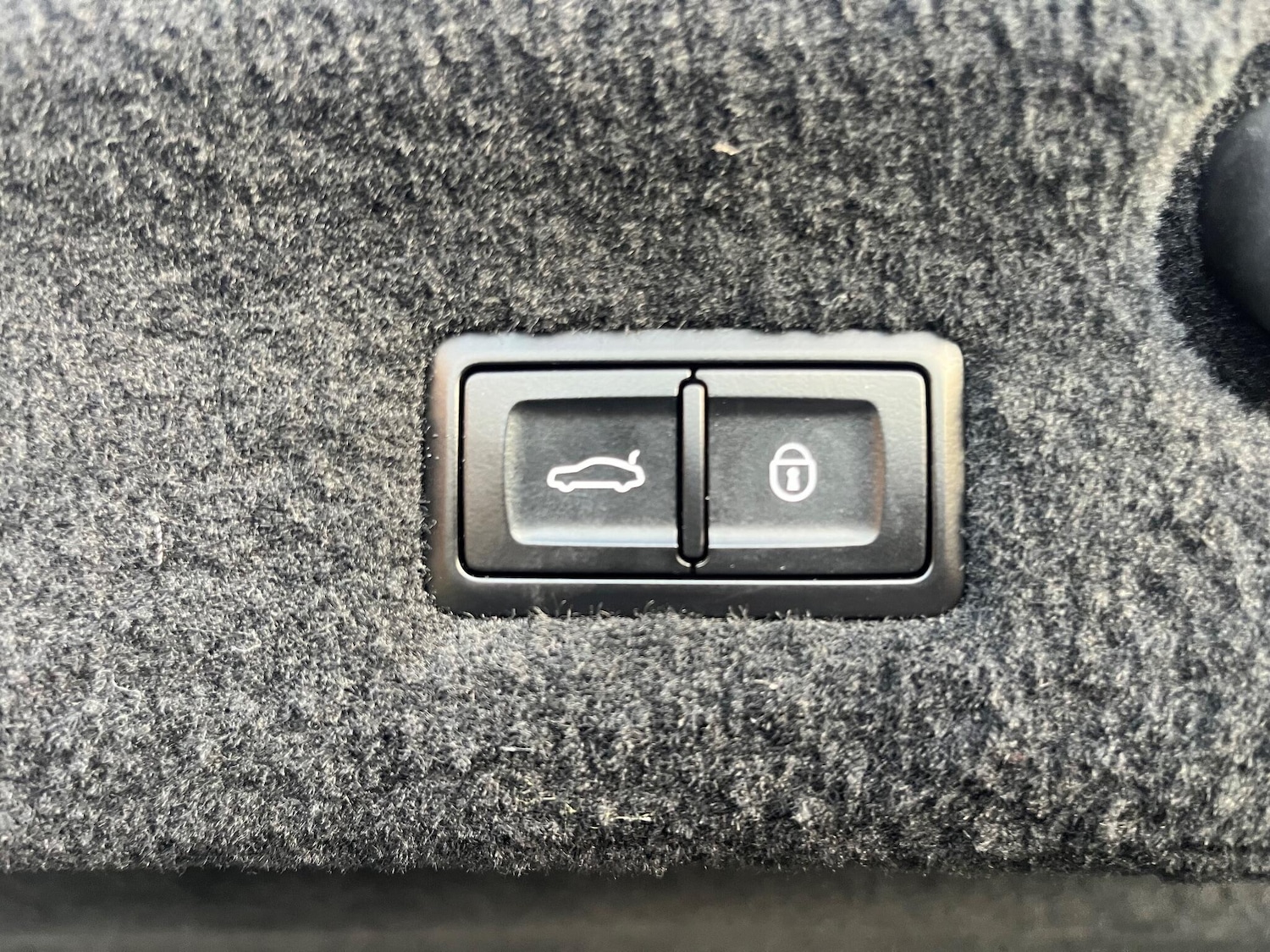 Used Bentley Continental 2022 for sale - 77015257: Photo 40