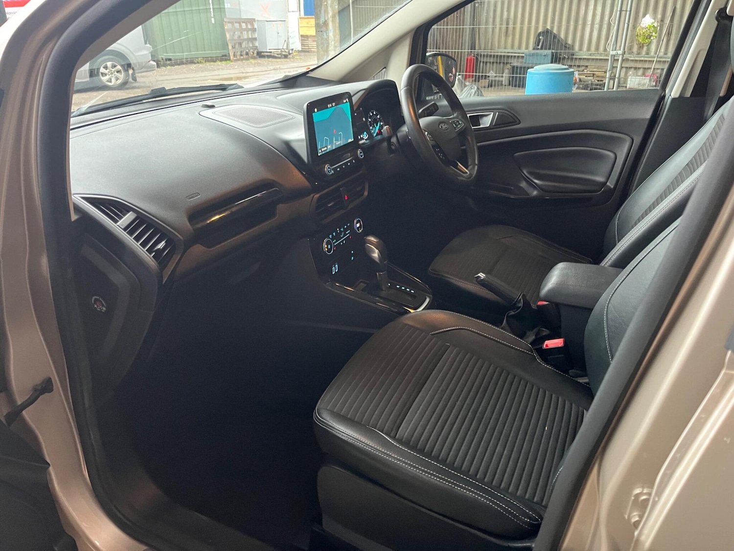 Used Ford Ecosport 2018 for sale - 76584192: Photo 15