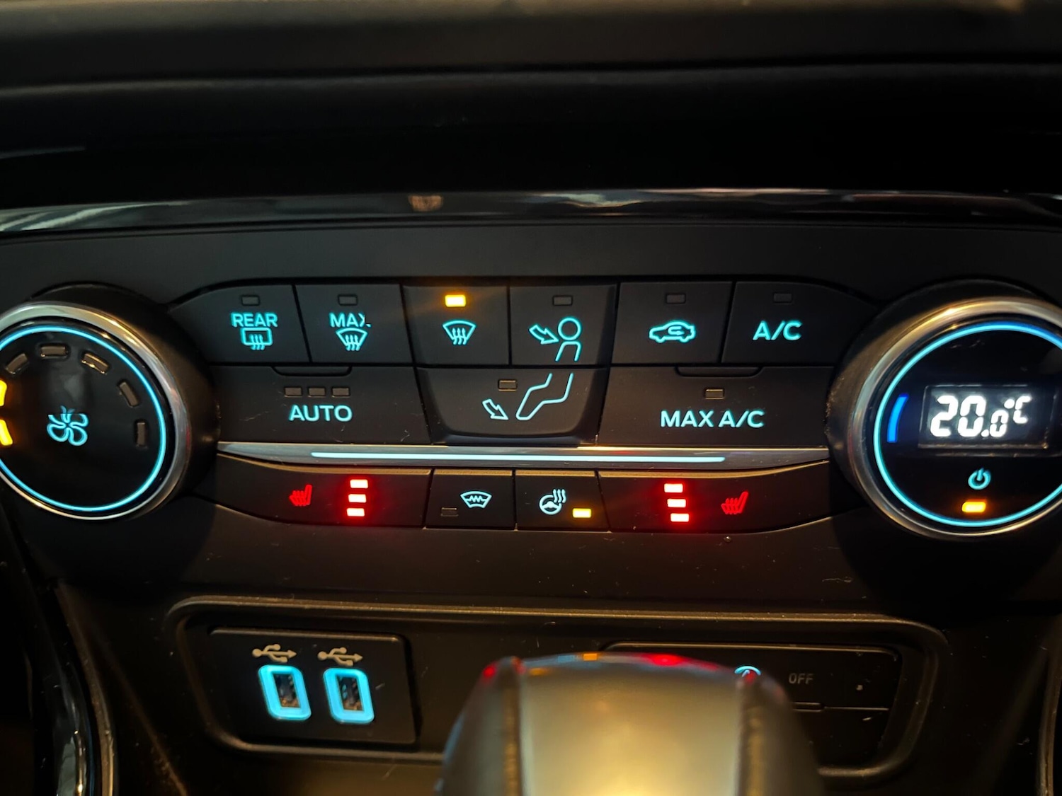 Used Ford Ecosport 2018 for sale - 76584192: Photo 4