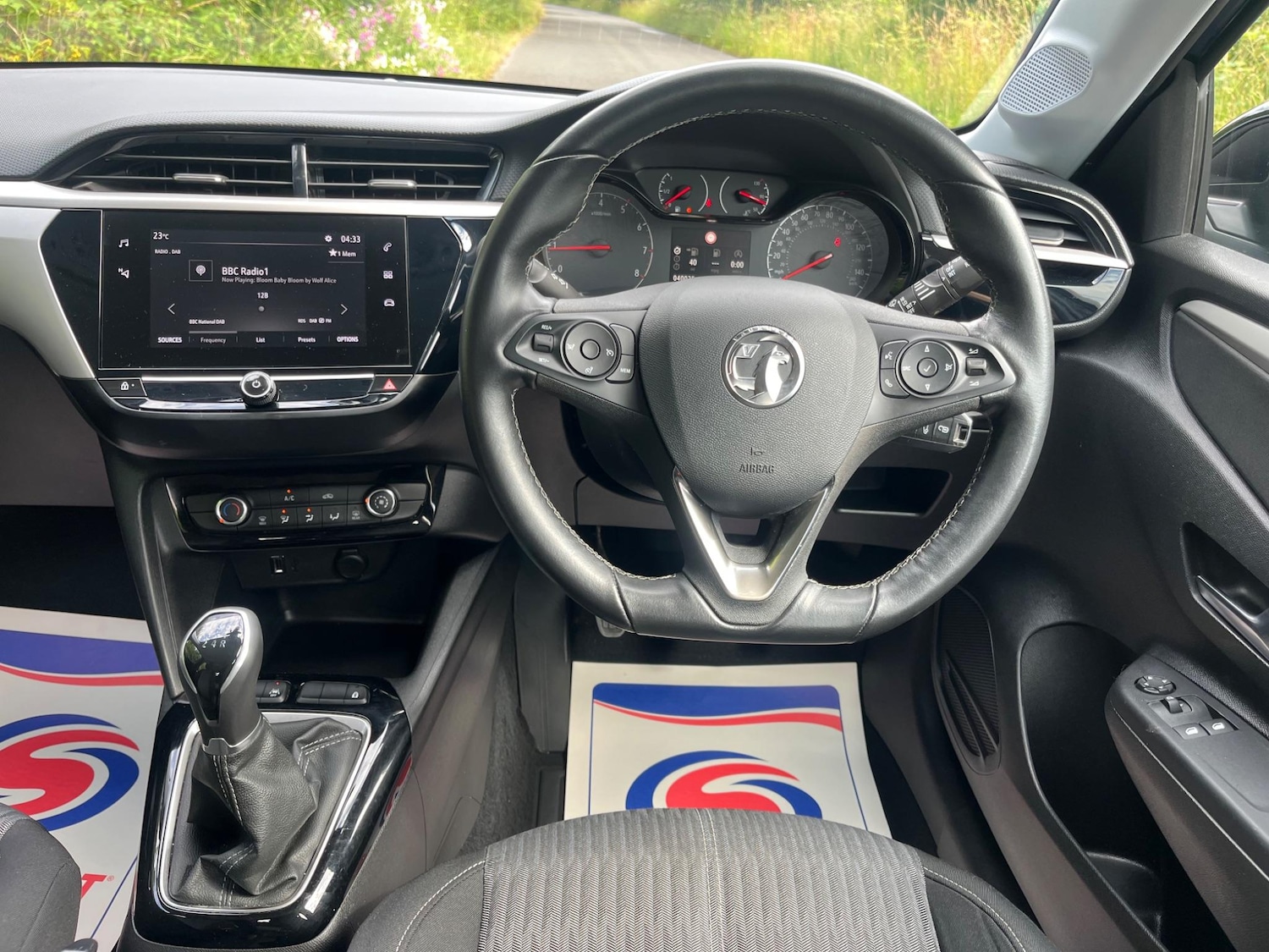 Used Vauxhall Corsa 2020 for sale - 76987902: Photo 2