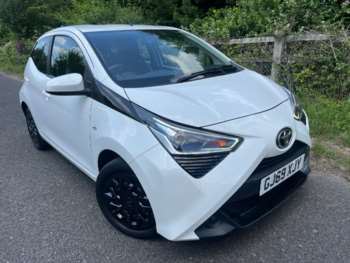 2019 (69) - 1.0 VVT-i x-play x-shift Euro 6 5dr
