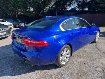 Used Jaguar XE 2018 for sale - 75941577: Photo
