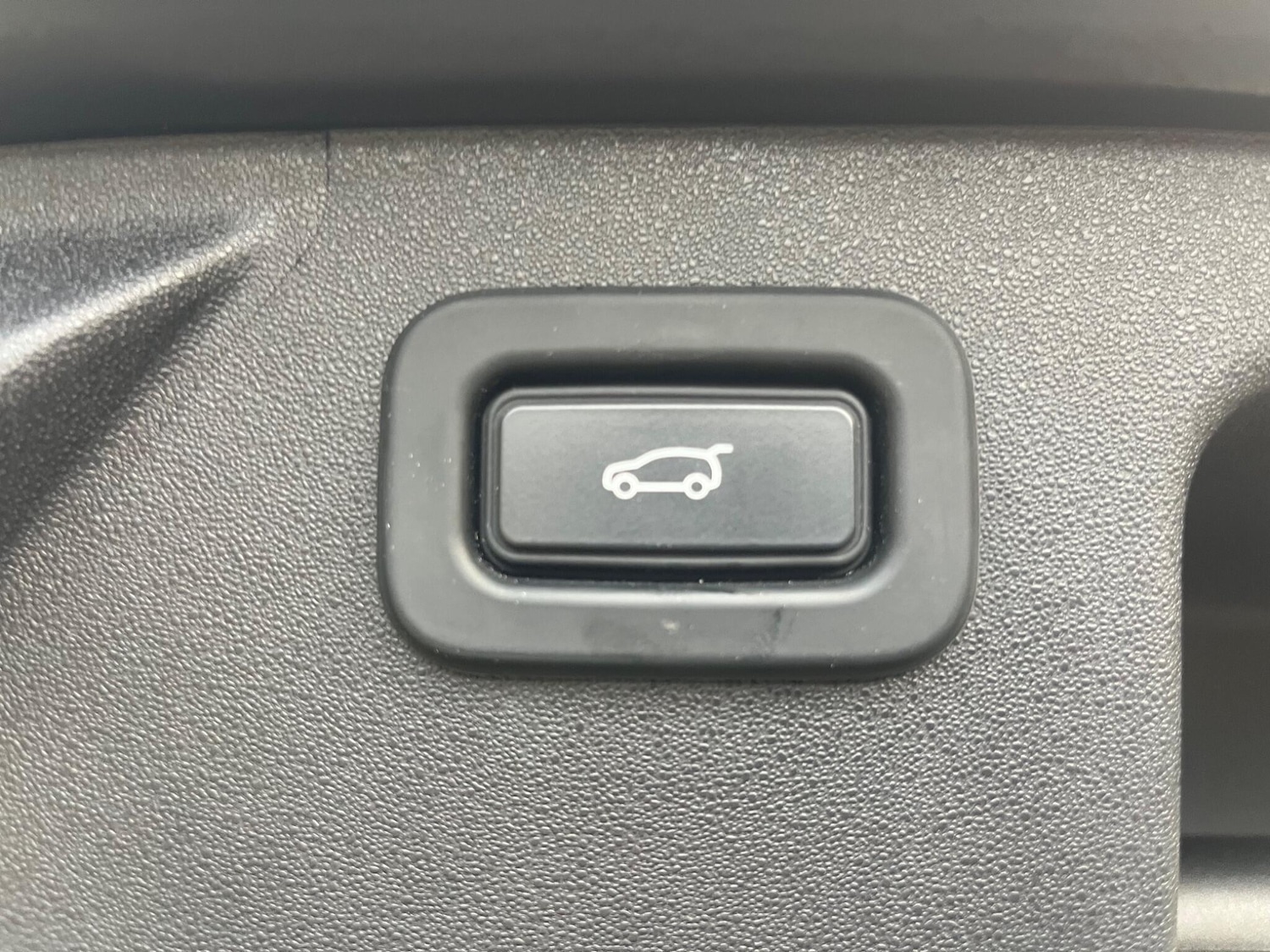 Used Land Rover Discovery Sport for sale - 77216044: Photo 24