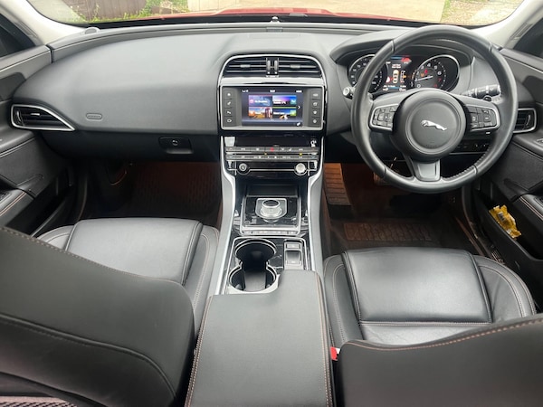 Used Jaguar XE for sale - 76238650: Photo 13