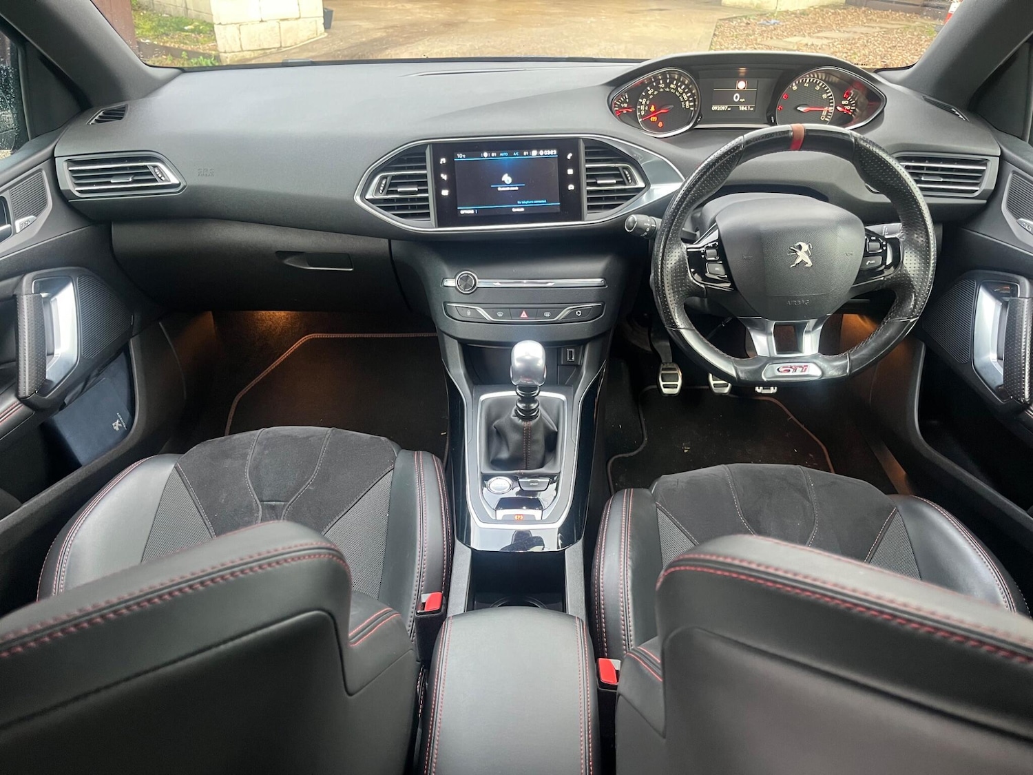 Used Peugeot 308 2017 for sale - 77175205: Photo 13
