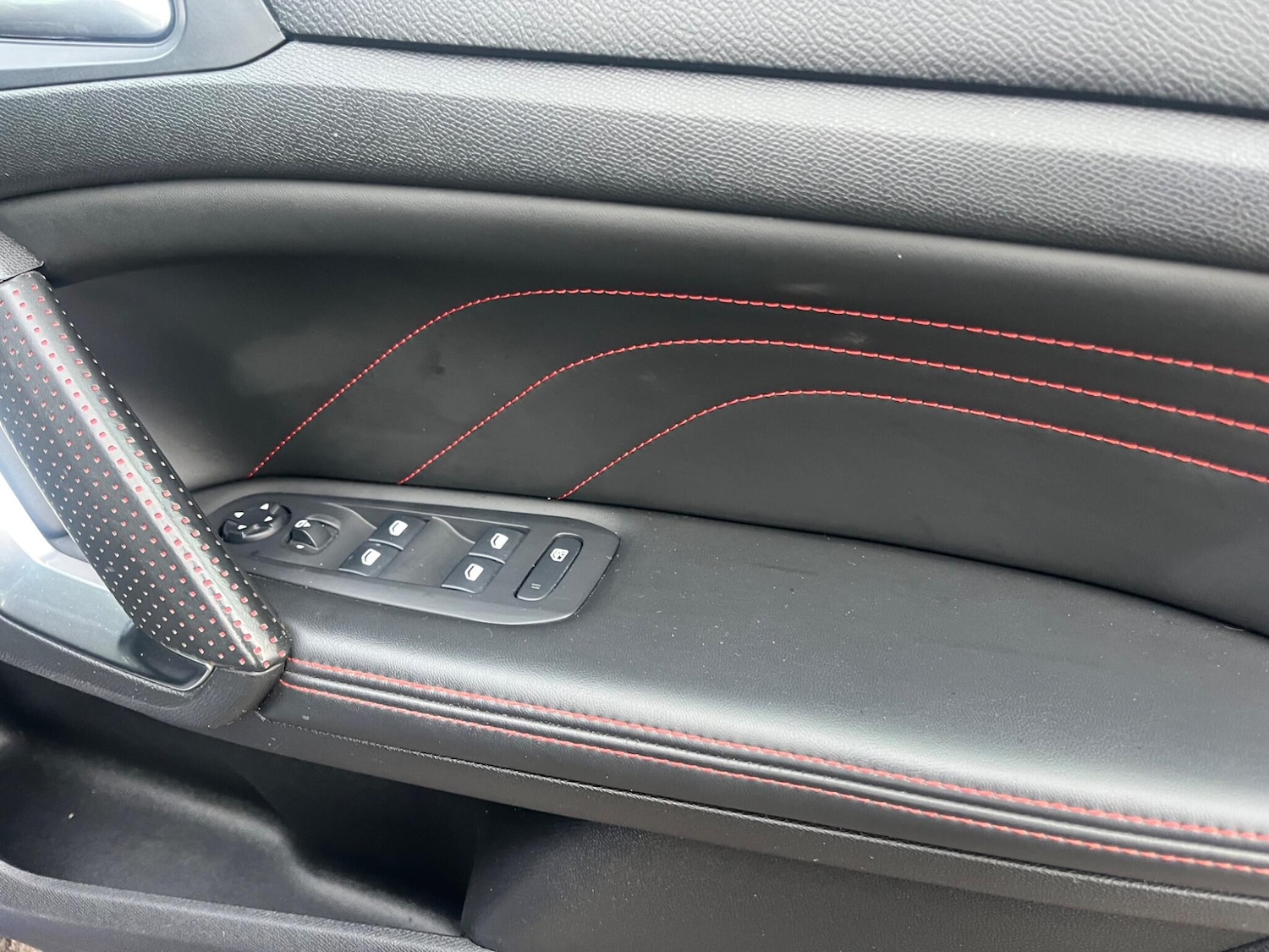 Used Peugeot 308 2017 for sale - 77175205: Photo 21