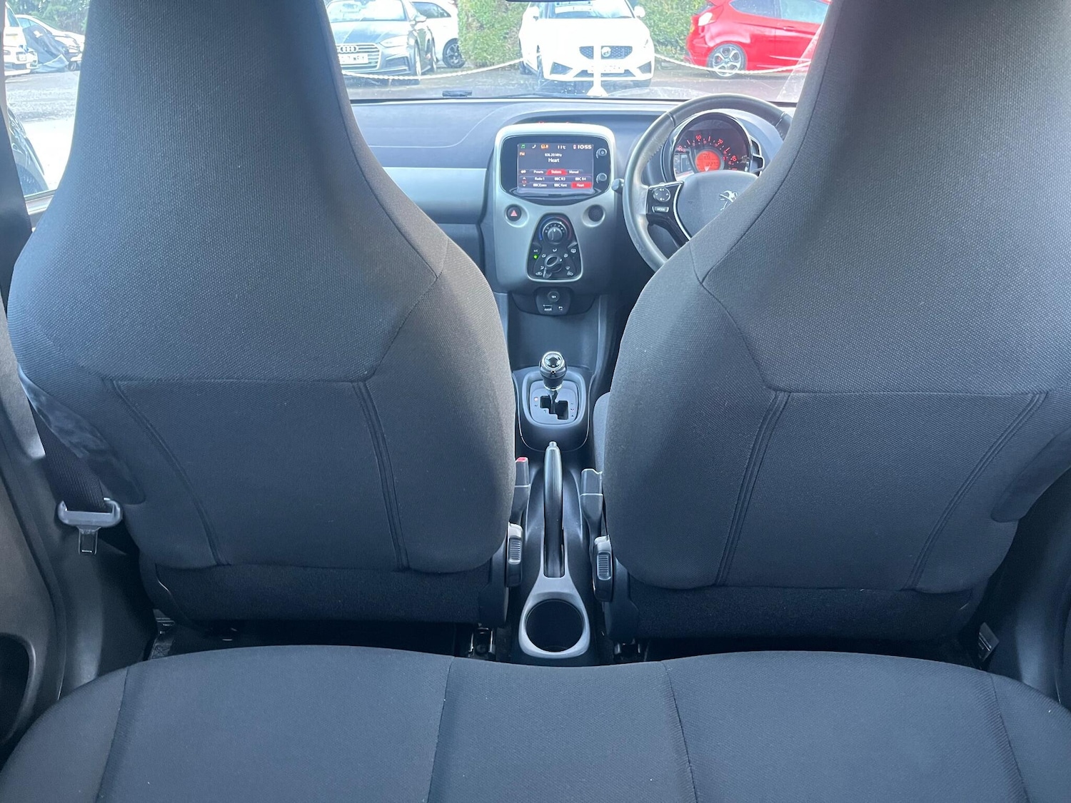 Used Peugeot 108 2014 for sale - 76898866: Photo 13