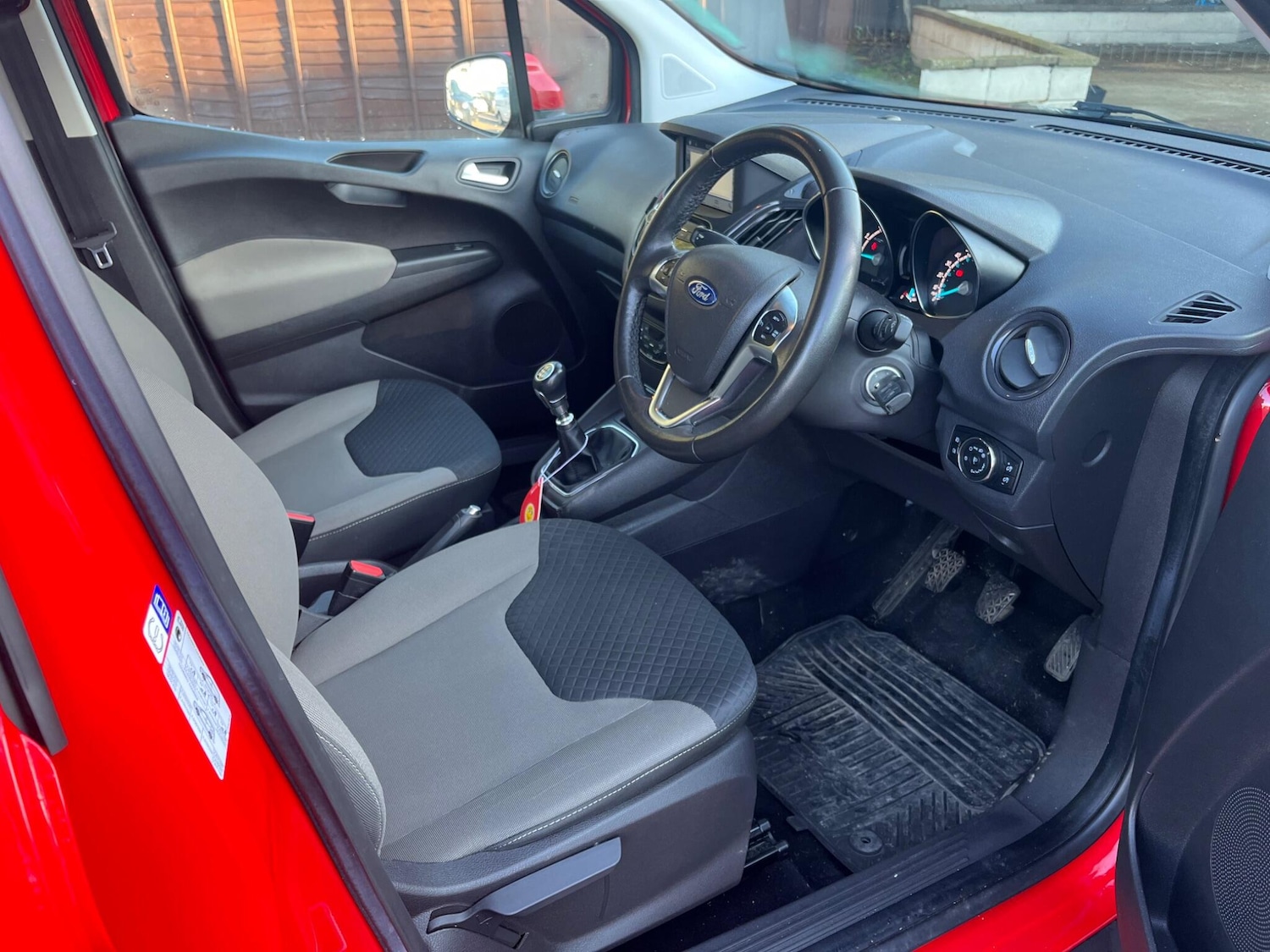 Used Ford Tourneo Courier 2019 for sale - 77203344: Photo 13