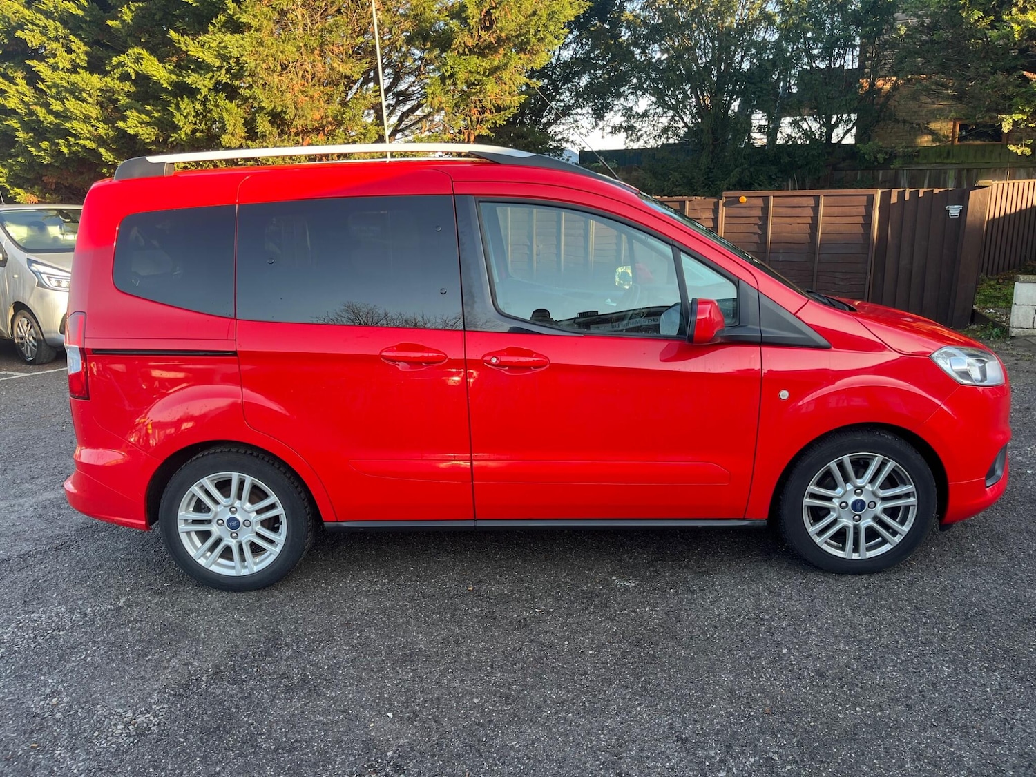 Used Ford Tourneo Courier 2019 for sale - 77203344: Photo 6