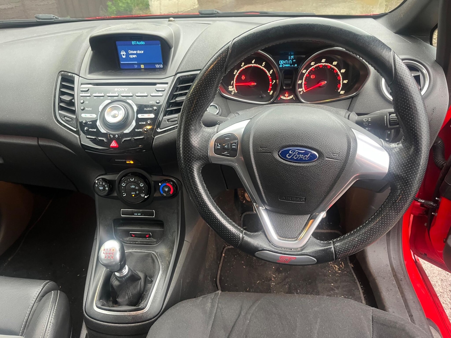 Used Ford Fiesta 2016 for sale - 76752727: Photo 2