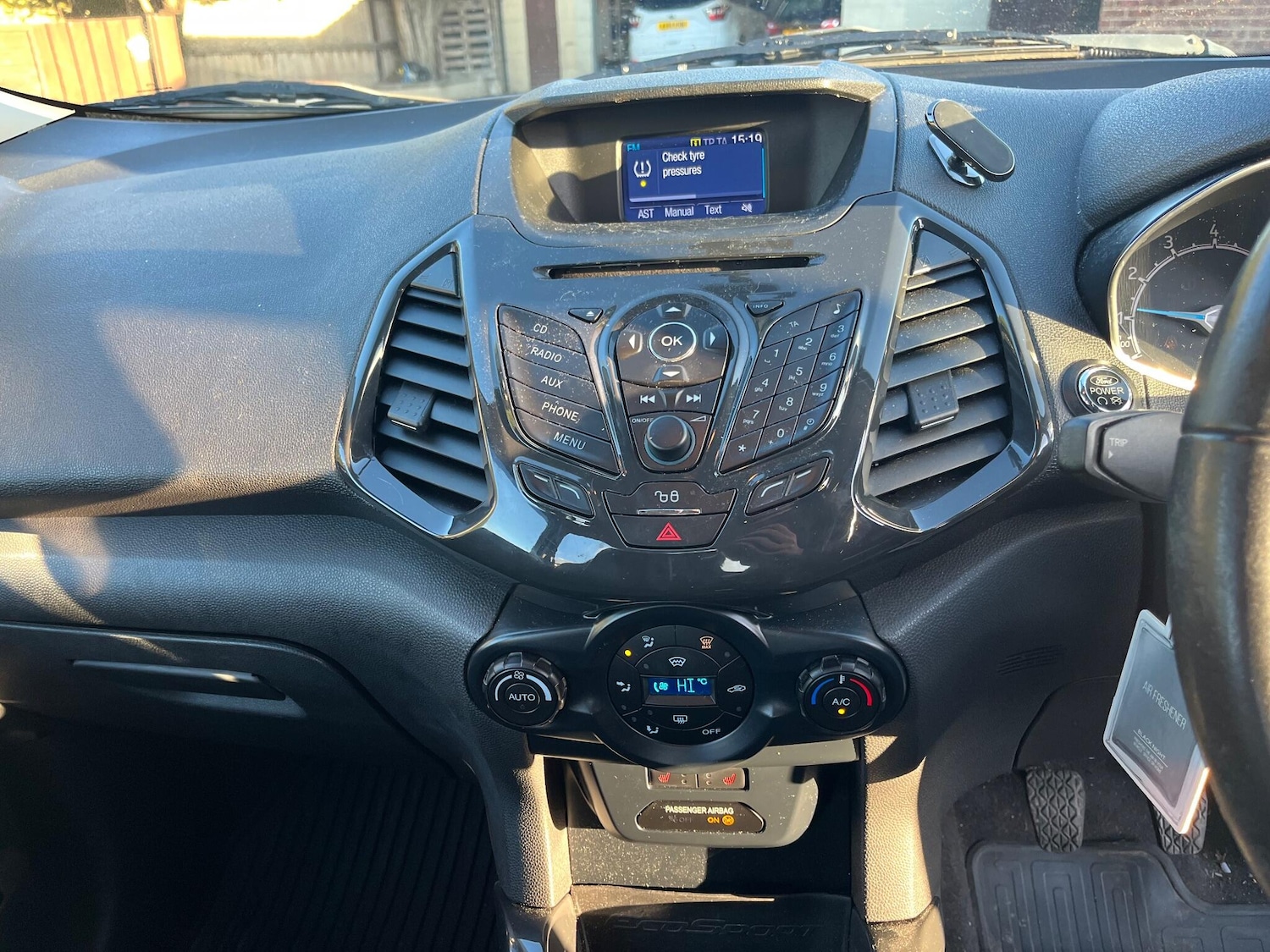 Used Ford Ecosport 2017 for sale - 77098105: Photo 3