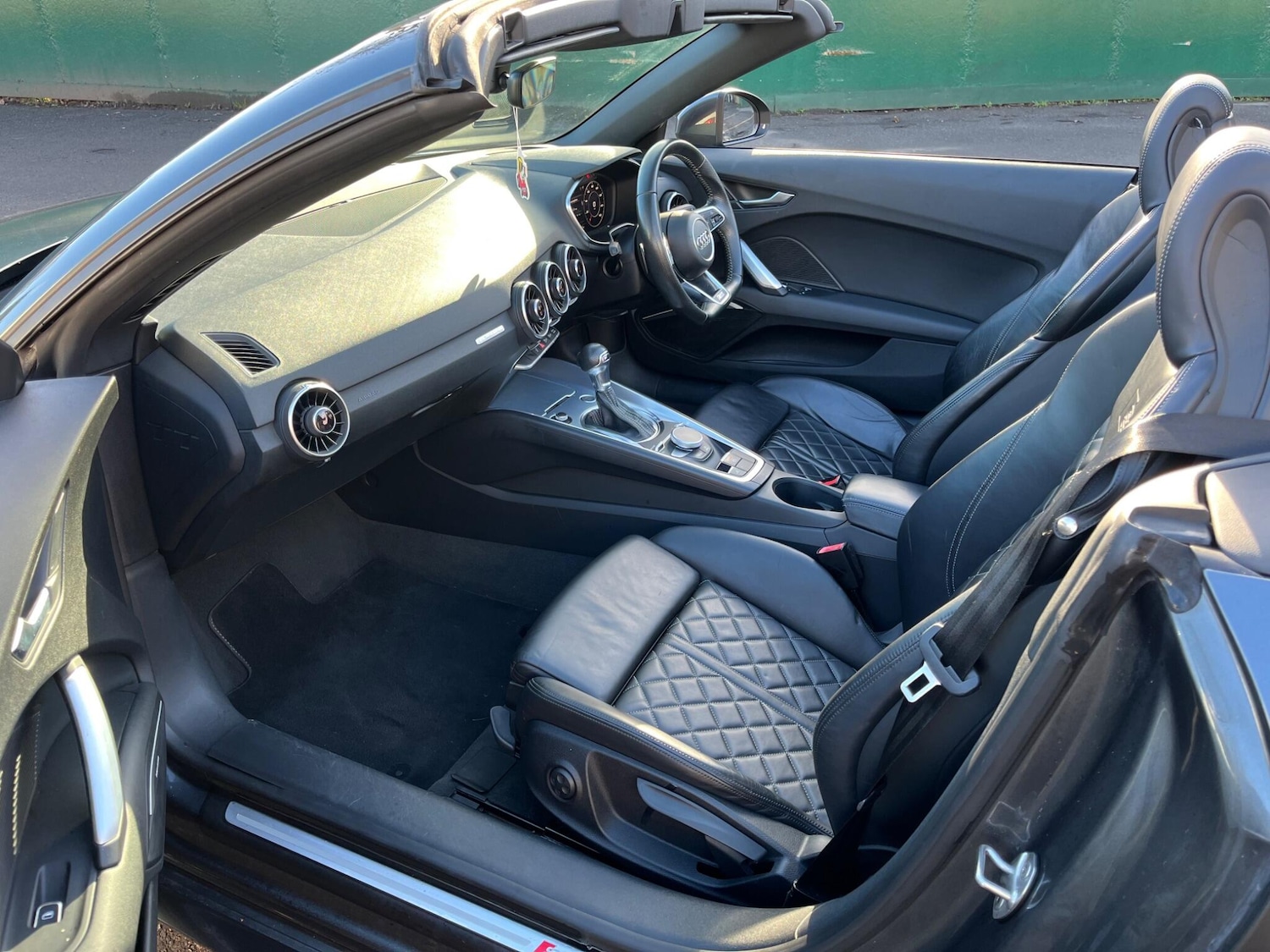 Used Audi TT for sale - 77314677: Photo 14