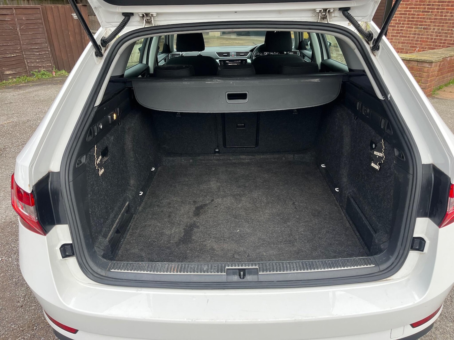 Used Skoda Superb 2019 for sale - 77057199: Photo 17