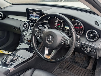 Used Mercedes-Benz C Class 2016 for sale - 77495798: Photo
